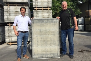  Rak Bud production manager Bogdan Polinski (on the right) and MyWood sales director Tobias Schmidt (on the left)  
