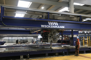  The new concrete spreader from Weckenmann 
