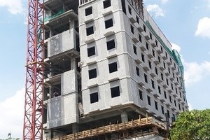 PT. Modern Panel Indonesia hat das Fieris Hotel in Jl. Perserikata, Rawamangun, Jakarta fertiggestellt 
