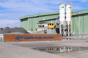  Das Produktionsunternehmen PT. Modern Panel Indonesia ist eine Tochtergesellschaft von PT. Modernland Realty Tbk  