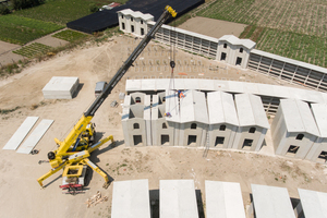 Montage der Grabnischen 