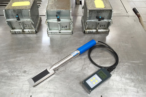  The fresh-concrete Sono W/C probe on the laboratory table 