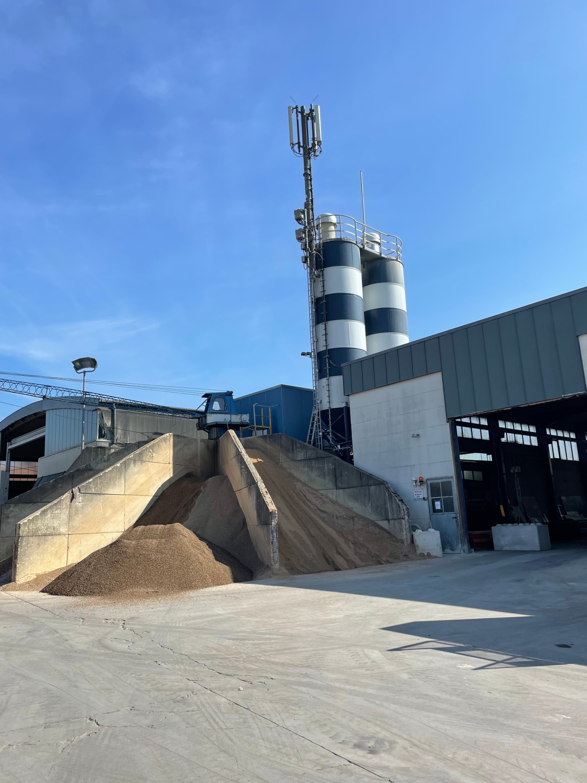 In transition The new generation of the precast concrete industry