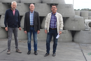  ATF Production Manager, Karsten Matschall, and General Manager, Riko Blumenthal, guide BFT editor-in-chief Silvio Schade through the concrete plant  