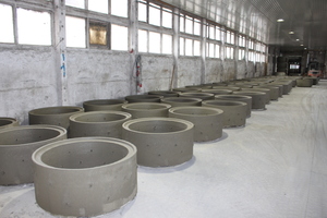  Approx. 80 manhole rings are cast per day in Leopoldshagen 