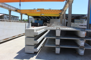  In addition to bridge beams, prestressed concrete girders, wall panels and beam elements, the product portfolio includes these TT-slabs (right) 
