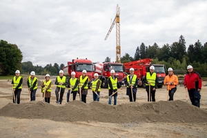  The ceremonial groundbreaking for the new Bachl concrete mixing plant took place on September 21st 