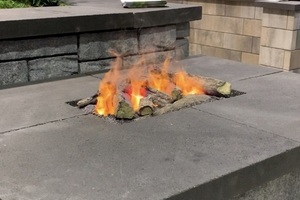  This outdoor living room with fireplace was one of the many highlights presented by Ehl at the trade fair 