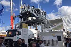  In the outdoor exhibition area, impressive in particular were the large exhibition stands of Liebherr, here with the mixing technology segment, …  