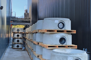  Precast watertight manhole bases 