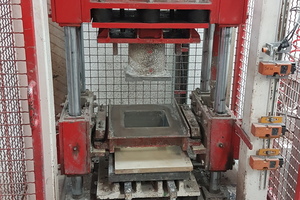  Fig. 5: Production of the paving block prototype: Single block making machine (left) and prototypes after production (right)  