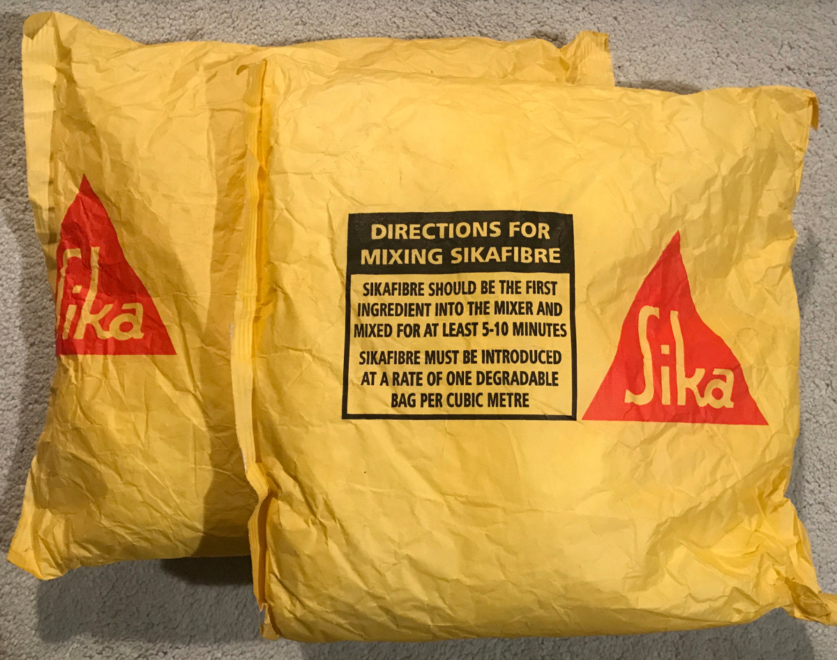 Micro-reinforcement of 2,000 m3 concrete with 4 tons of Sika Crackstop ...