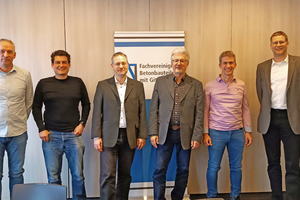  Der neue Vorstand: Robert Leonhardt, Dr. Christian Piehl, Ulrich Bauermeister, Wolfgang Braun, Stefan Bergerhoff mit Geschäftsführer Dr. Jens-Uwe Pott (v.l.n.r.)  