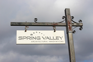  Die Spring Valley Corp. ist in Jerseyville/Ontario, unweit von Toronto, beheimatet  