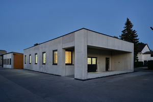 250 m² Thermowand, 200 m² Klimadecke und 85 m² Klima-Akustikdecke wurden für die Konstruktion des neuen Laborgebäudes verwendet  