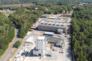  Aerial view of the B+F Beton- und Fertig-teilgesellschaft mbH Lauchhammer (BFL), which is part of the General Atomics Europe Group 