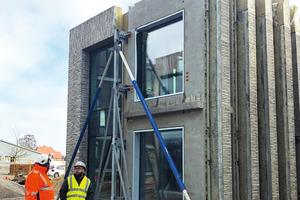  Safe intermediate storage for precast wall panels in the precast plant and on the construction site 