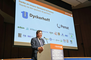  Dr. Ulrich Lotz, Geschäftsführer der FBF Betondienst GmbH, führte die ca. 1.750 Teilnehmerinnen und Teilnehmer durch das dreitägige Programm 