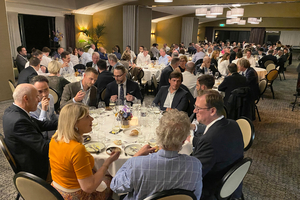  Einer der Höhepunkte der gesellschaftlichen Veranstaltungen war das Galadinner im wunderschön grünen Amstelpark 