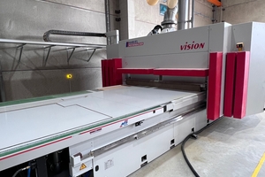  Weber Betonwerk is particularly proud of the new CNC processing center „Vision“, ... 