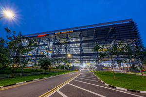  Das riesige Fertigteilwerk ist das erste von sechs, die in den kommenden Jahren in Singapur errichtet werden sollen  