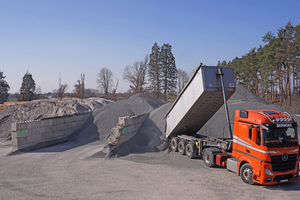  Auch beim FAIR-Projekt übernimmt MBK die gesamte Rohstoff-Logistik. Bis zu 20.000 t teilweise hochspezifisch auf die Betonanforderungen abgestimmter Gesteinssorten wurden pro Monat nach Darmstadt geliefert 