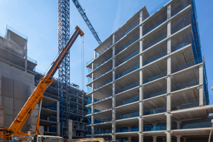  Hormipresa and Peikko working together to install precast elements for the extension of the Hospital del Mar in Barcelona  