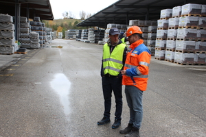  ... and here Yannick Ancrenaz (left) talking to Paulo da Silva; in the background the concrete products ready for collection 