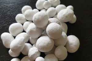  Pellets made of limestone 