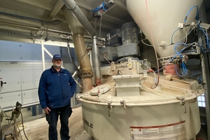  Kniele mixing technology is in operation also at the Westerwelle plant in Beeskow, presented by Plant Manager Guido Poßin 