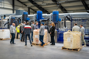  The newly built Omnicon headquarters has more than 6.000 m2 of storage space (four warehouse buildings) and two production halls totally covering nearly 3.000 m2 