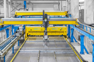  The Form Master shuttering and deshuttering robot carries out all working steps of the shuttering process fully automatically  