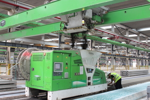  The production equipment comes from the machine manufacturer Elematic – the concrete distributor serves the Elematic Extruder P7 with fresh concrete 