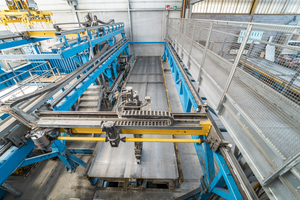  The Form Master shuttering and demolding robot positions the shuttering with pinpoint precision 