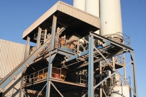  Fig. 10 These silos are feeding the block paving machine at TGC. 