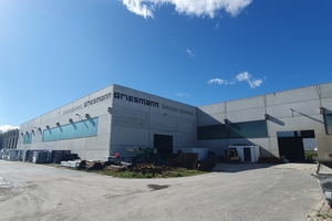  Außenansicht der Produktionsstätte der Rudolf Griesmann Betonfertigteilwerk GmbH, Werk Sachsen 