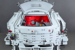  … mit einem frequenzgeregelten 90 kW Antriebsmotor und einem maximalen Betonausstoß von 2,0 m³ pro Mischung 