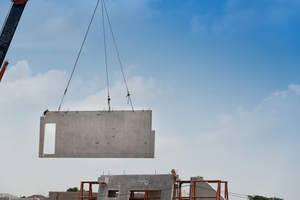  Prefabrication of concrete elements significantly speed-up production. When made of the new infra-lightweight concrete from Maxit, they are also much easier to transport and set up as well as being more climate-friendly 