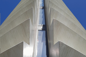  Detailed view of the façade. The exact color shade desired by the client was achieved with the material mix that had been developed  
