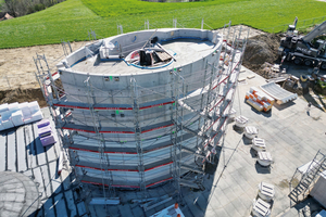  Drone shot of the unfinished tower shortly before the façade elements were installed  