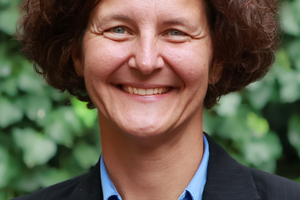  Bauassessorin Dipl.-Ing. Alice Becke;
Fachvereinigung Deutscher Betonfertigteilbau e.V., Bonn
becke@
fdb-fertigteilbau.de  