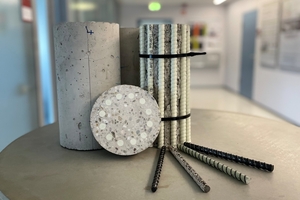  Fig. 1: FRP-reinforced concrete cylinder specimens after testing 