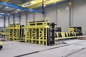  Hydraulic battery molds for columns with integrated foundation foot 