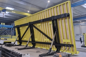  Hydraulic tilting table 