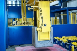  Fully automated manipulation (gripping, lifting, turning) of the products in the palletizer 