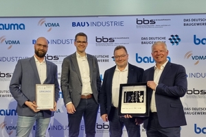 Representatives of Rotho after receiving the award  