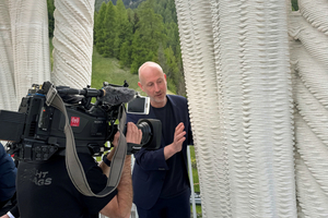 Architect Prof. Benjamin Dillenburger explains the project  