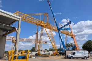  The crane was adjusted to the customer’s demanding requirements and successfully handed over 