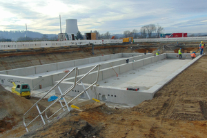  For project section D3b, the Kleihues concrete plant had designed special socket pits made up of precast reinforced-concrete elements in which the high-voltage DC cable segments can be electrically and mechanically connected 