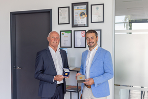  Father and provider of ideas Herbert Wintersteiger and Primo founder Thomas with the awards for innovative products 